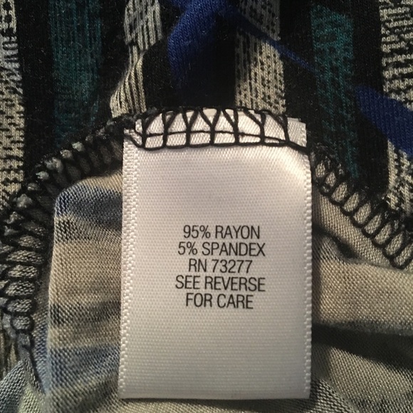 Dana Buchman stylish colorful design top - Picture 5 of 7